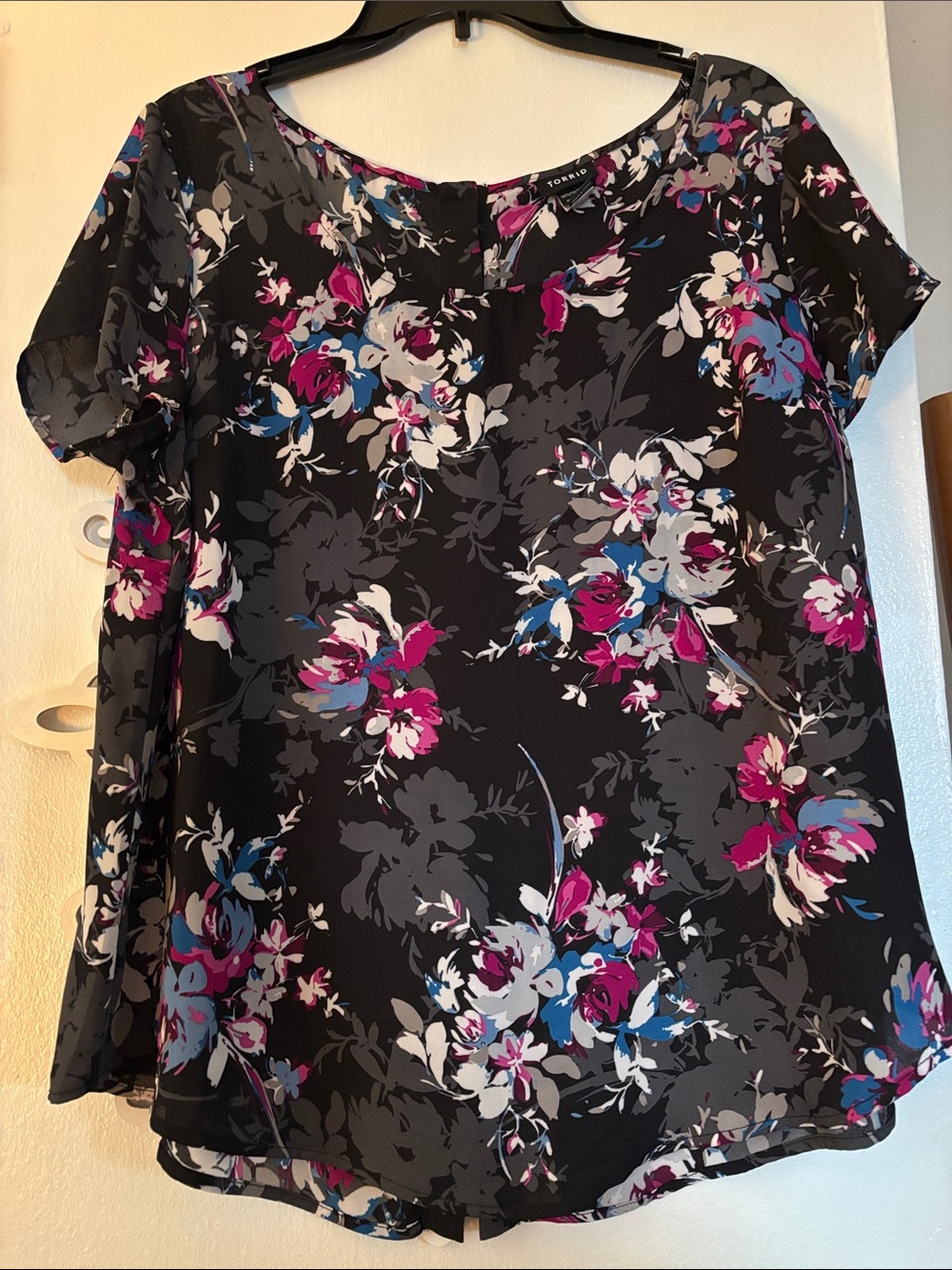 torrid Black Floral Short-Sleeve Blouse with Pink & Blue Blooms
